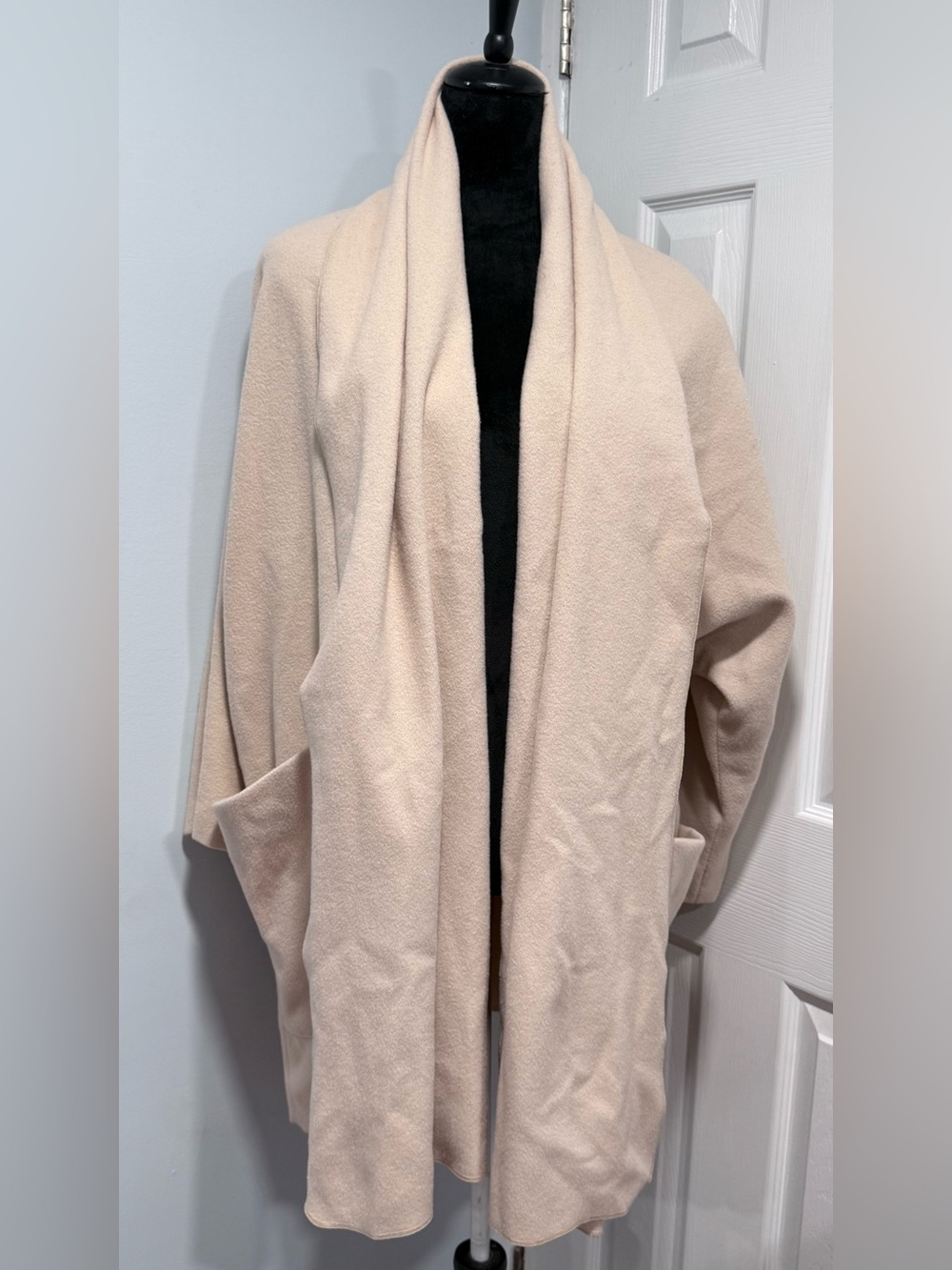 Wood Open-Front Cream Pocket Cardigan
